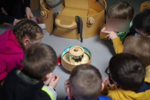 Atelier enfants malle Balbu-ciné