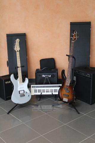 photo instruments de musique médiathèque Pays de Saint Eloy