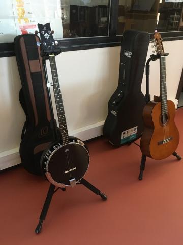 photo instruments de musique médiathèque Pays de Saint Eloy