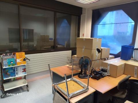 photo d'un bureau après nettoyage