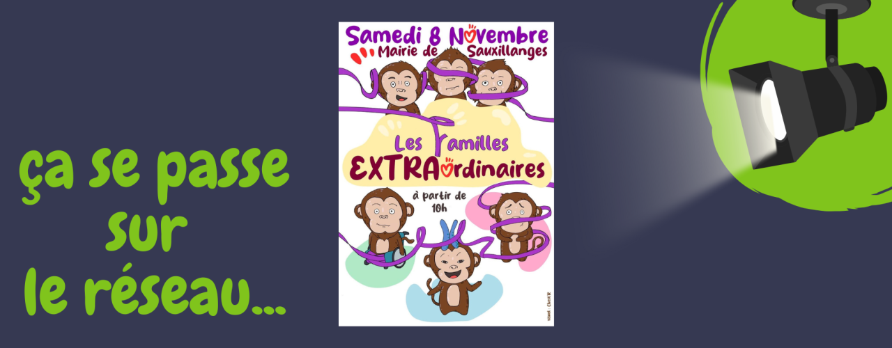 Projecteur éclairant l'affiche de l'événement