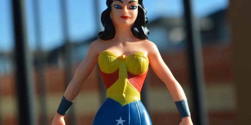 Wonderwoman en poupée